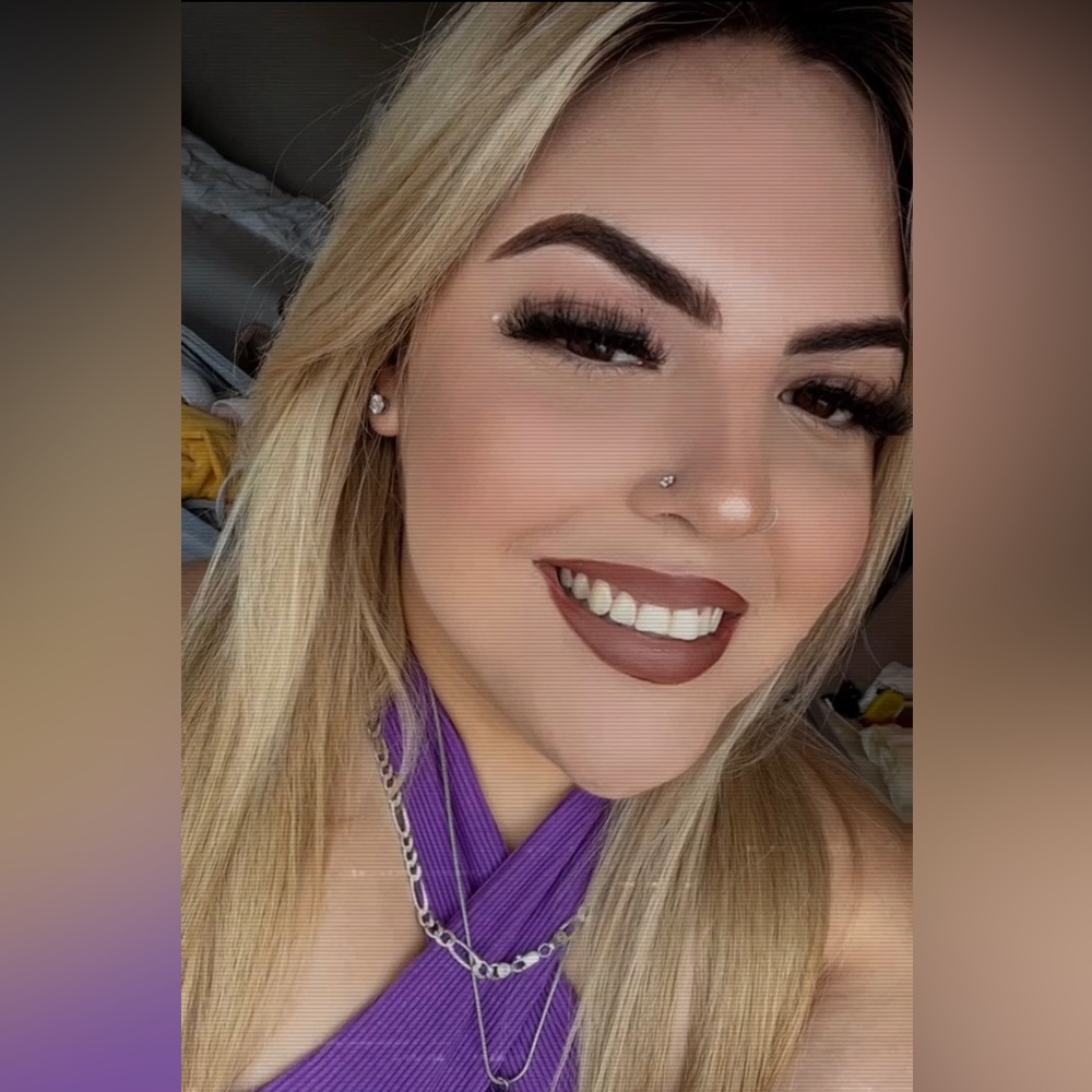 Meet your Posher, Yessica